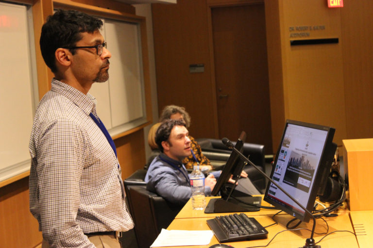 Theo Moraes moderates a panel