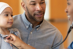 Most young kids with wheeze are non-allergic and undertreated